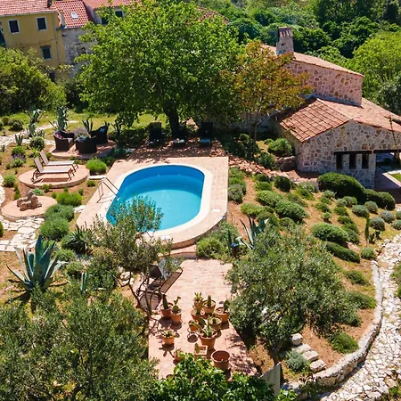 Stone House Anfitrite - Two Bedroom With Private Pool And Terrace